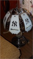 NY Yankees touch lamp