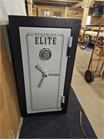 Stack-On Elite Safe (Not shippable) - has keys &..