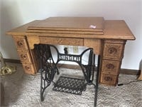 Antique Refinished Pedal Singer Sewing Machine..