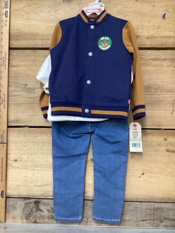 new Levi’s three piece set size 3T