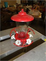 GLASS HUMMINGBIRD FEEDER