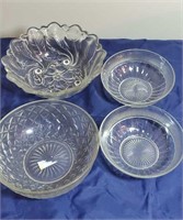 Serving bowl grouping
