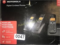 MOTOROLA CORDLESS PHONE