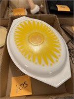 Vintage Pyrex Yellow Sunflower Daisy Print Dish