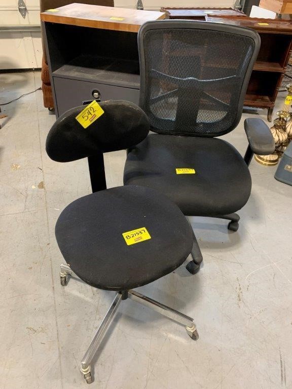 2 ROLLING OFFICE CHAIRS