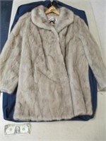 Vintage Savidusky's Furquarters Madison Fur Coat