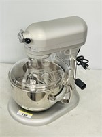 Kitchen Aid professional 600 mixer