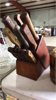 OLD HOMESTEAD KNIFE SET & BREAD TRAY