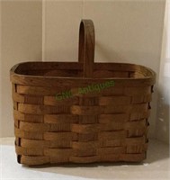 Vintage splint weave handled basket. Does show