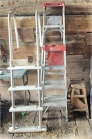 4 ladders