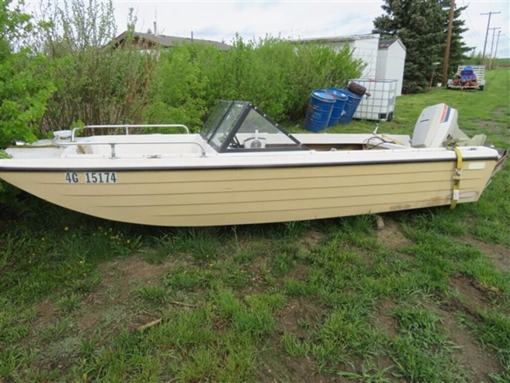 14' Seaswirl Fiberglass Boat, (no trailer)