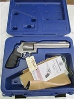 smith & wesson 500 magnum revolver handgun