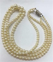 Silver Pearl necklace