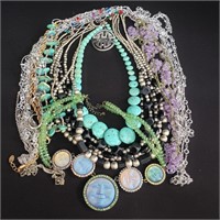 Group of Costume jewelry