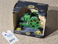 Ertl John Deere Model E Gas Engine 1/6 NOS in