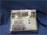 King coverlet bed set and pillow shams