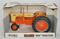 Ertl Case "800" Tractor MIB