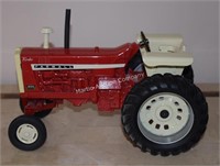 (B2) Farmall 1206 Diesel Turbo Toy Tractor