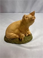 VINTAGE AYNSLEY MASTERCRAFT PIG AND PIGLETS