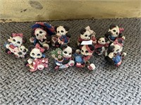 (9) Panda Figurines