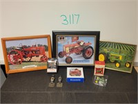 John Deere & International Tractor Pictures