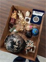 Box of Asian pieces