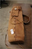 LEATHER ARROW QUIVER
