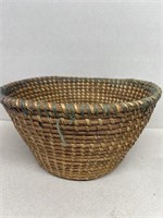 Pine needle basket