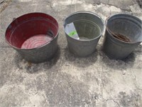 3 metal buckets