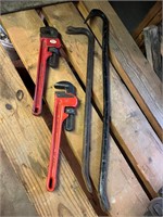 Pipe Wrench & Crowbar Lot