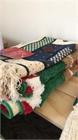 NEW set of 5 Holiday rugs