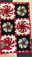 NEW 17x28 Candy Holiday rug