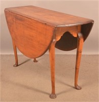 PA Queen Anne Tiger Maple Drop-Leaf Table.