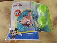 NEW Mickey Mouse Pool Arm Floaties & Goggles