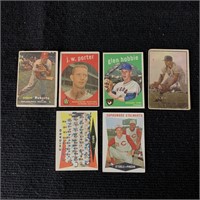 Mix lot of 1950s Baseball Cards
