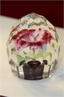 Hungarian Vega Crystal floral faceted paperweight