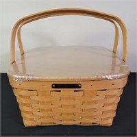Longaberger Cake Basket w/ Riser & Protector