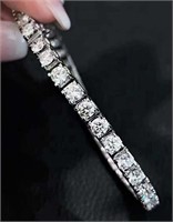 7.02ct Natural Diamond 18Kt Gold Bracelet