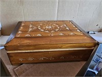 9.5x3.5x6.5" vintage wood box