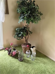 Tree and Vases