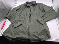Van Heusen Long Sleeve Button-Down Shirt - L
