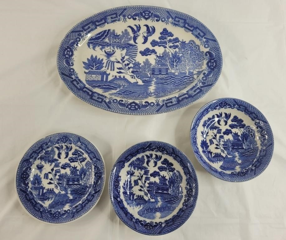 Misc lot Made in JAPAN blue willow dishes
