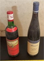 Sealed wine 1979 red light wine, 1983 Riesling