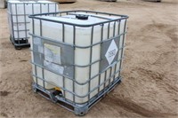 225-Gallon Poly Tote in Cage