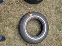 1 used P215 75 R15 Tire