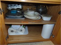 CABINET 12: 2 SHELVES OF KITCHEN ITEMS