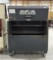 Rock River mobile tool storage 30x59.5x56