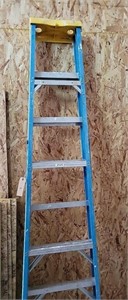 Werner  8'  Fiberglass Ladder