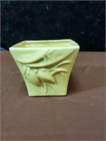 Yellow McCoy planter approx 4 inches tall