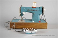 Sew Mistress Sewing Machine